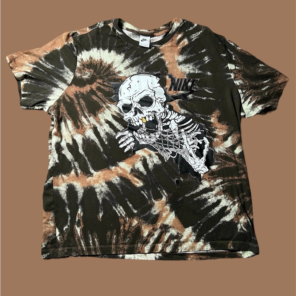 Nike Sportswear Tie Dye Skull T-Shirt